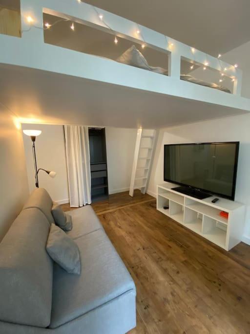 Appartement De Charme Pres Du Stade De France Сен Дени Екстериор снимка